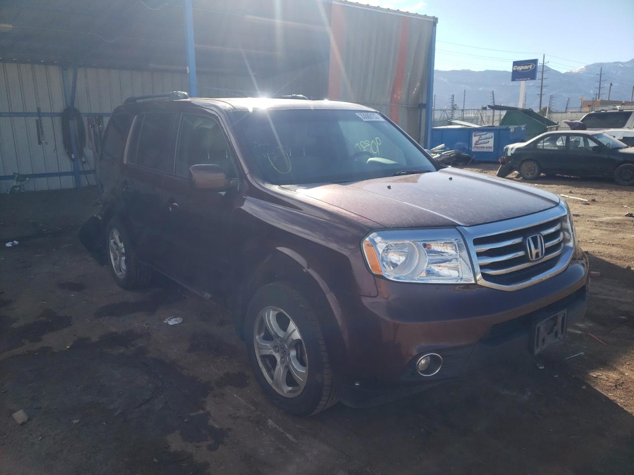 HONDA PILOT EXL 2015 with VIN 5FNYF4H52FB037778 - Photo from auction