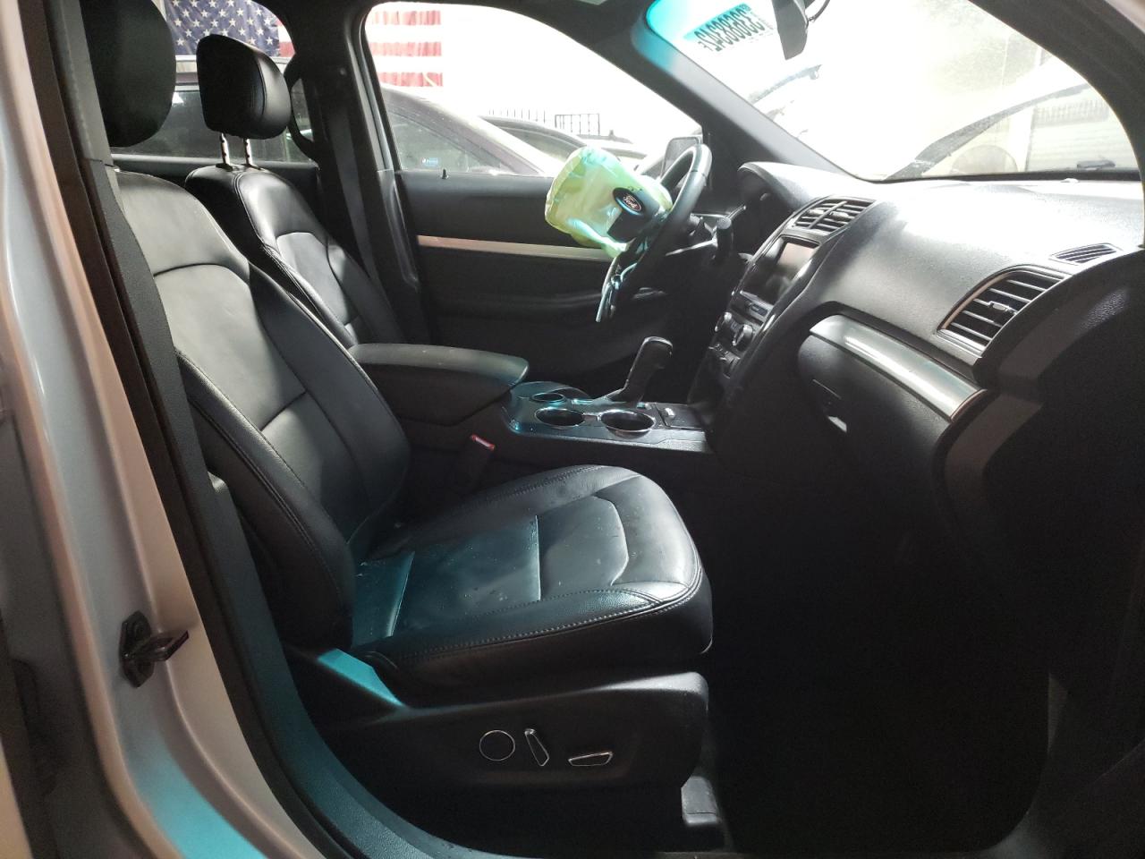 Photo 5 from auction – 2016 FORD EXPLORER X with VIN 1FM5K7D80GGB33783