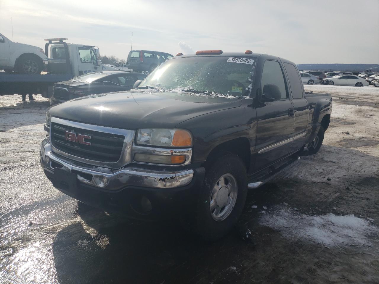 Photo 2 from auction – 2003 GMC NEW SIERRA with VIN 2GTEK19T231249136