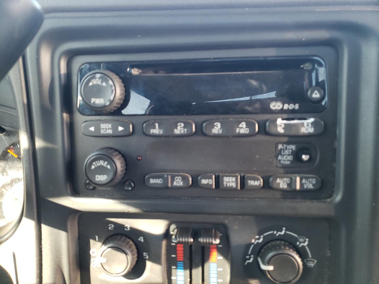 Photo 9 from auction – 2003 CHEVROLET SILVERADO with VIN 2GCEC19X931149325
