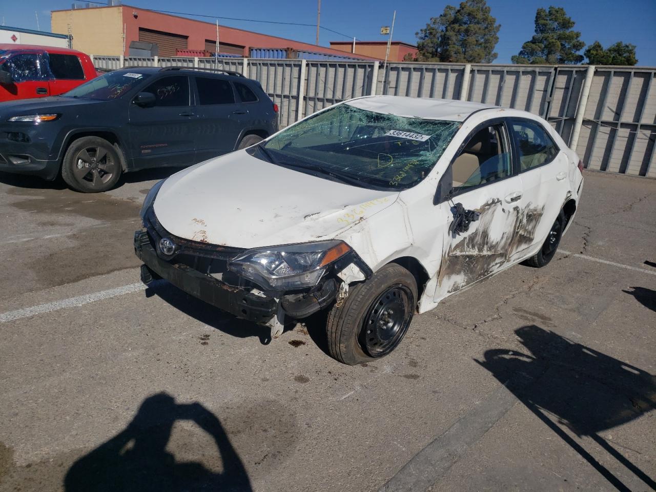 Photo 2 from auction – 2016 TOYOTA COROLLA L with VIN 5YFBURHE8GP534784