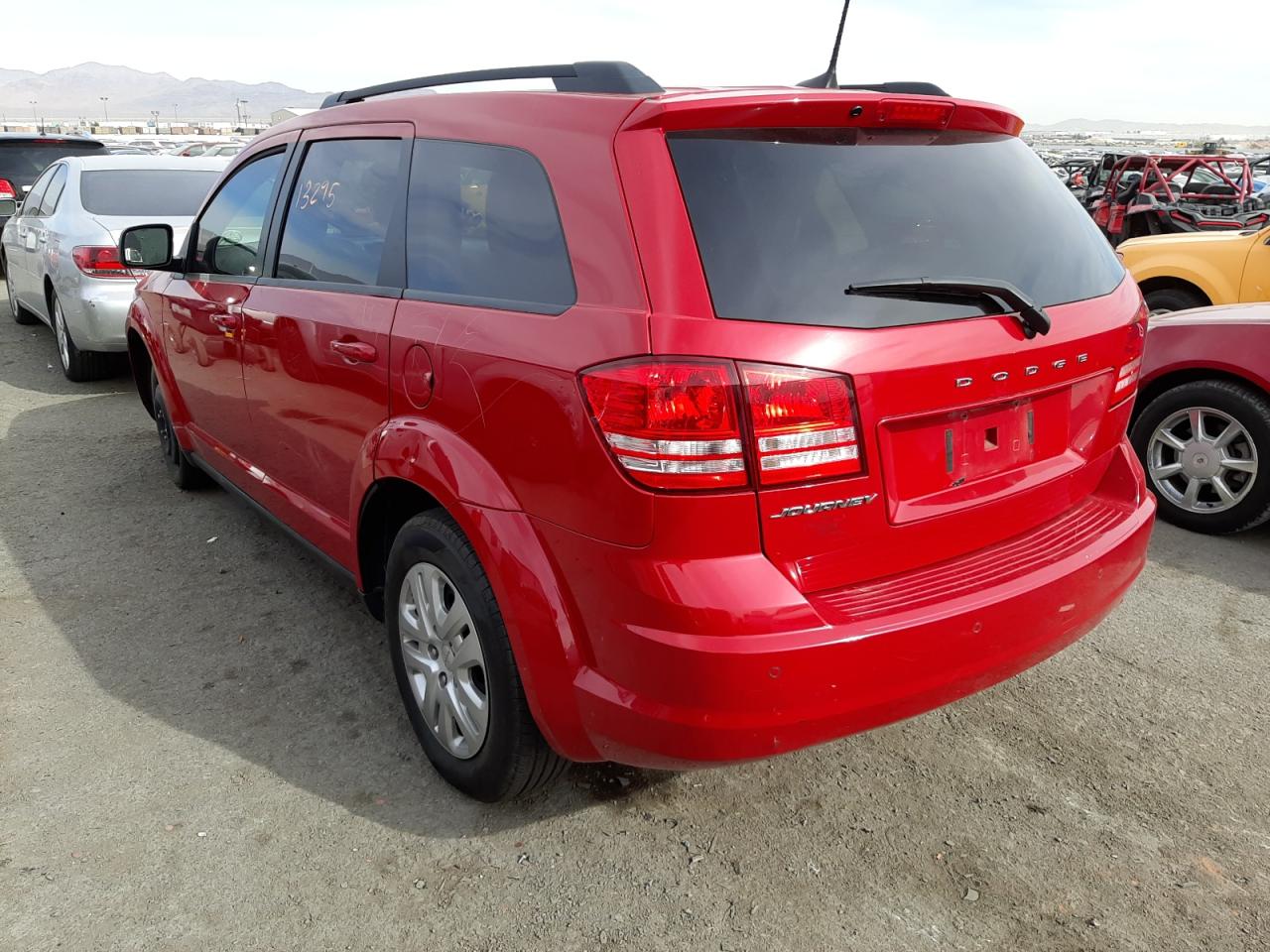 Photo 3 from auction – 2020 DODGE JOURNEY SE with VIN 3C4PDCAB2LT237195
