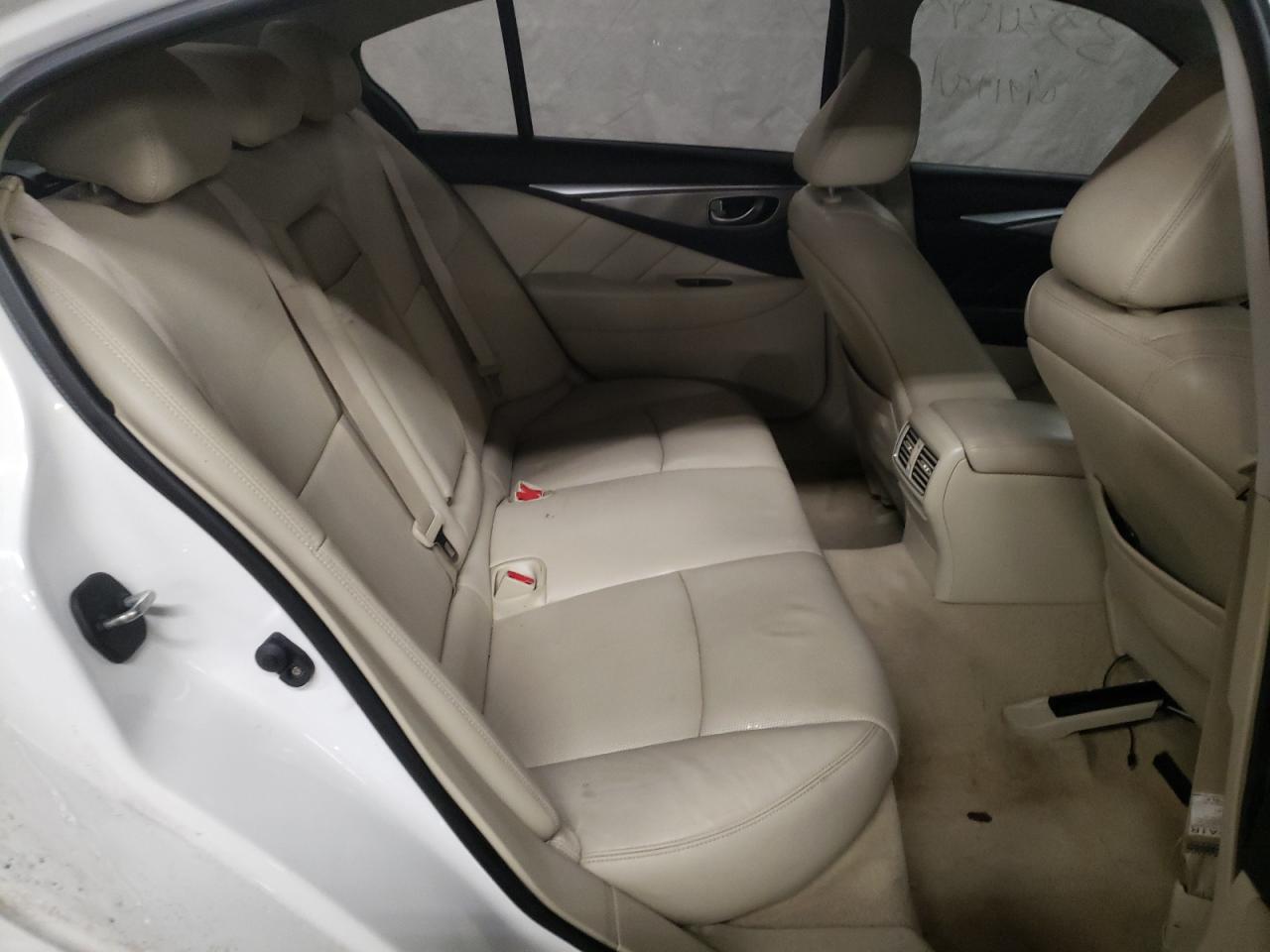 Photo 6 from auction – 2014 INFINITI Q50 BASE with VIN JN1BV7AR4EM695358