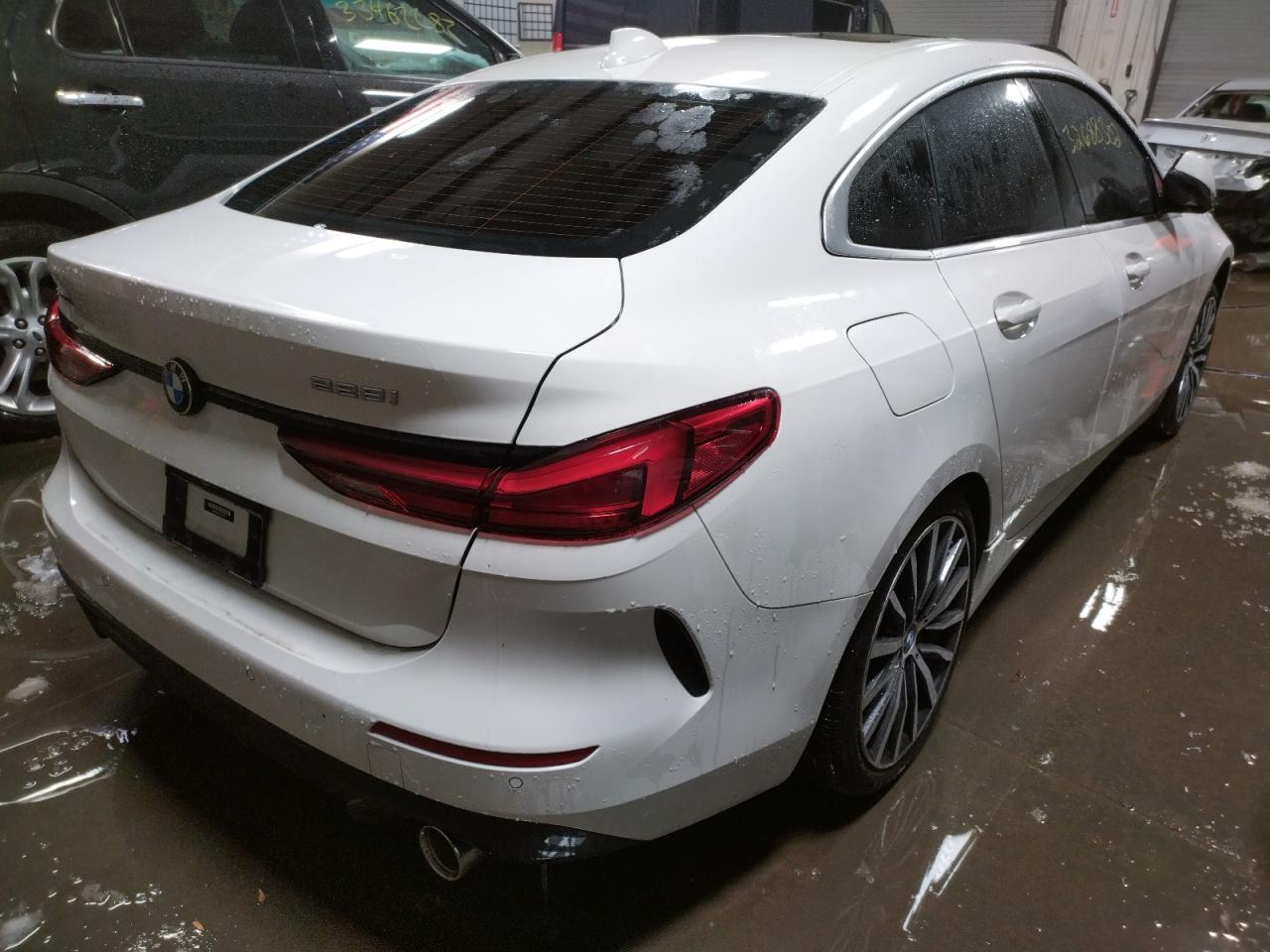 Zdjęcie 4 z aukcji – 2021 BMW 228XI z VIN WBA73AK03M7G34425