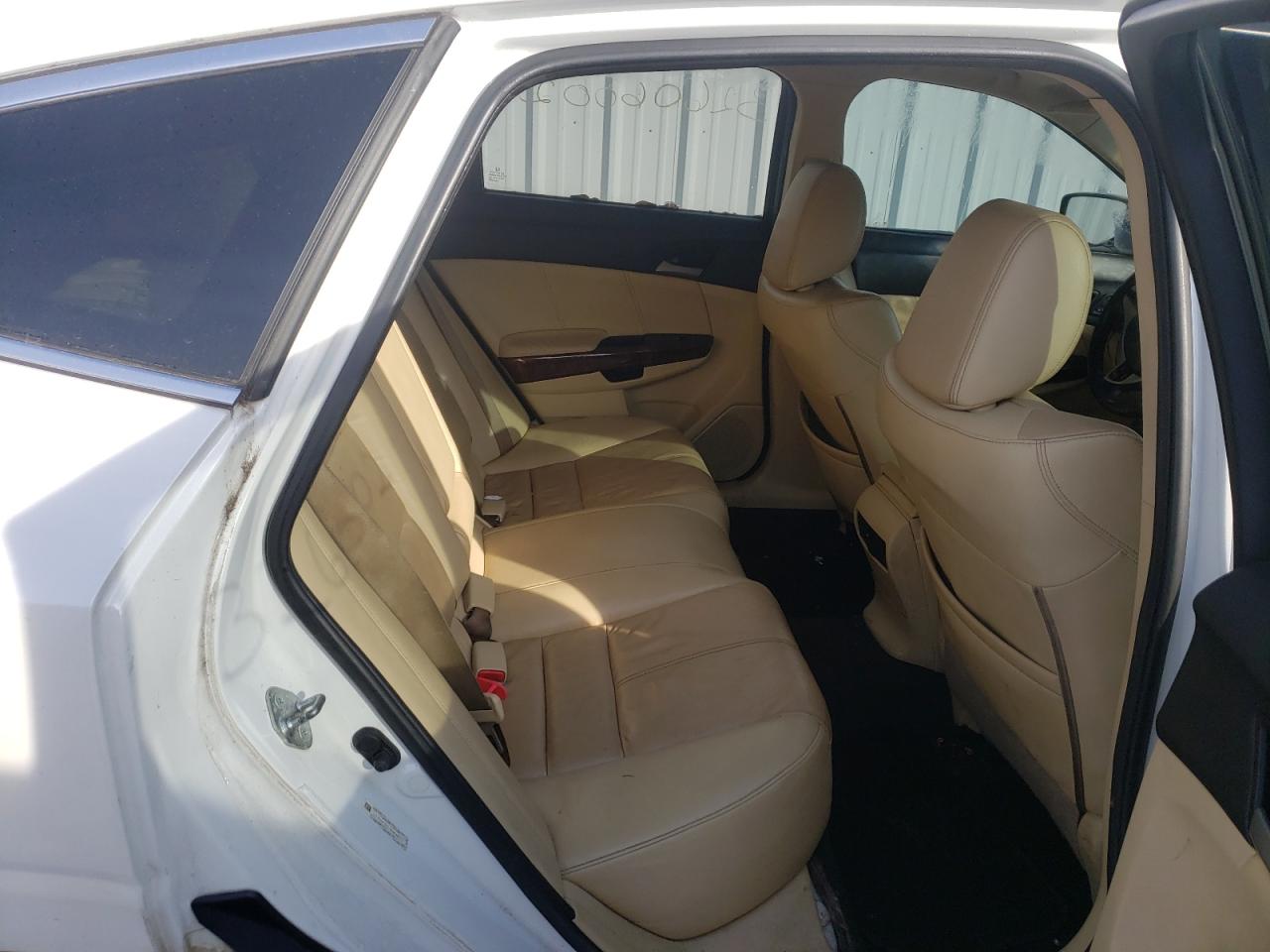 Photo 6 from auction – 2012 HONDA CROSSTOUR with VIN 5J6TF2H50CL004649