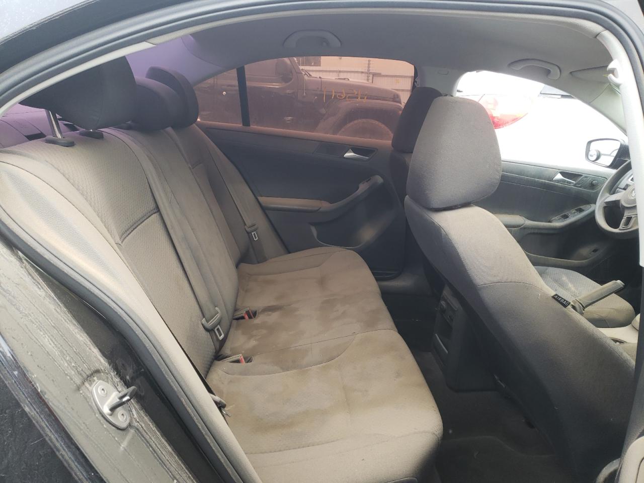 Photo 6 from auction – 2014 VOLKSWAGEN JETTA BASE with VIN 3VW2K7AJ7EM334403