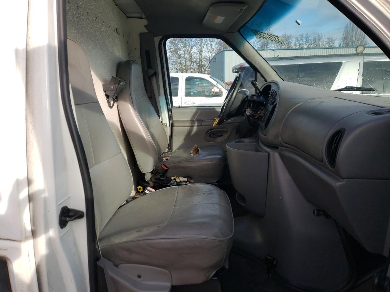 Zdjęcie 5 z aukcji – 1997 FORD ECONOLINE z VIN 1FTFS24L0VHA27194