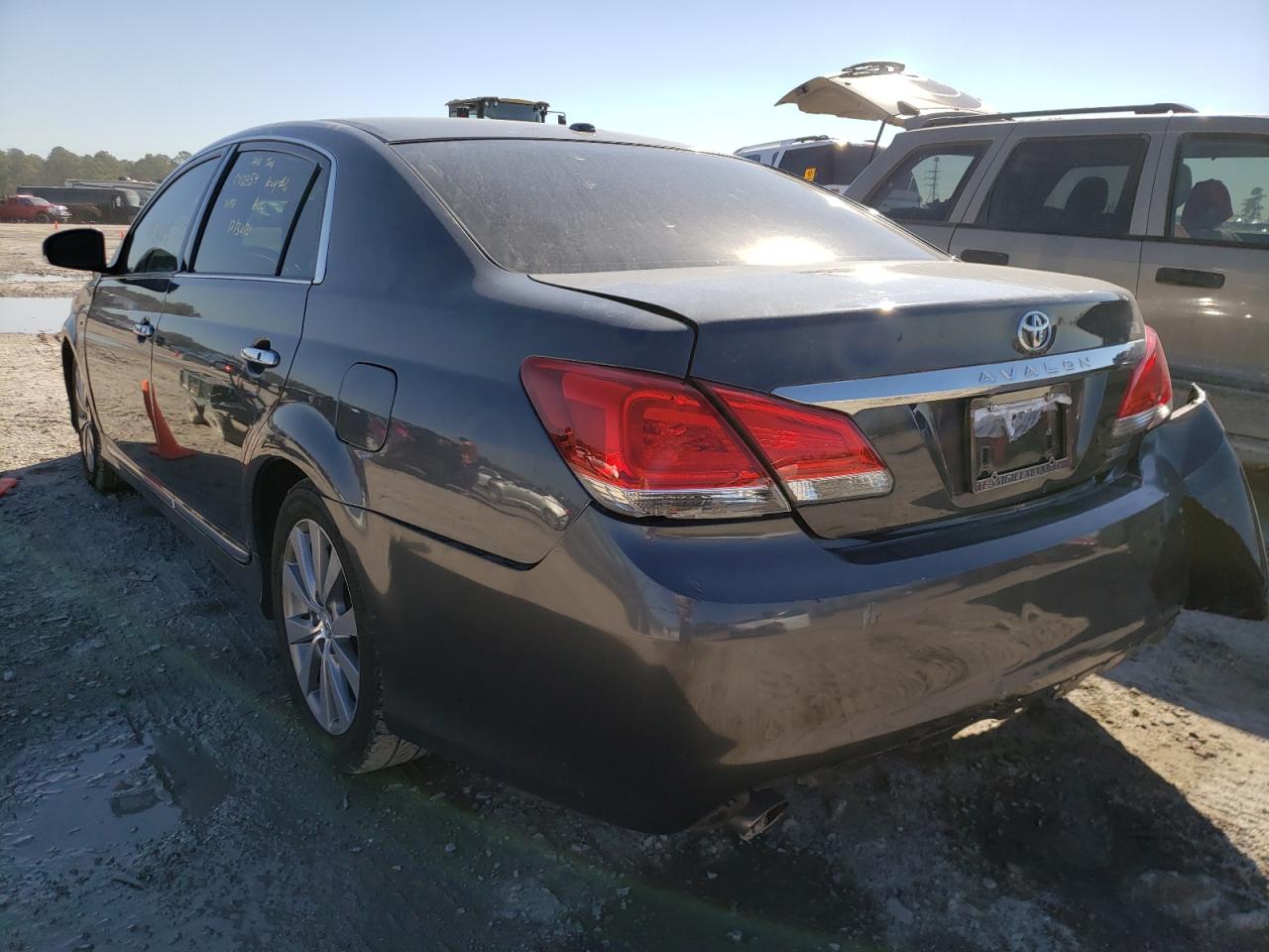 Photo 3 from auction – 2011 TOYOTA AVALON BAS with VIN 4T1BK3DB9BU378101