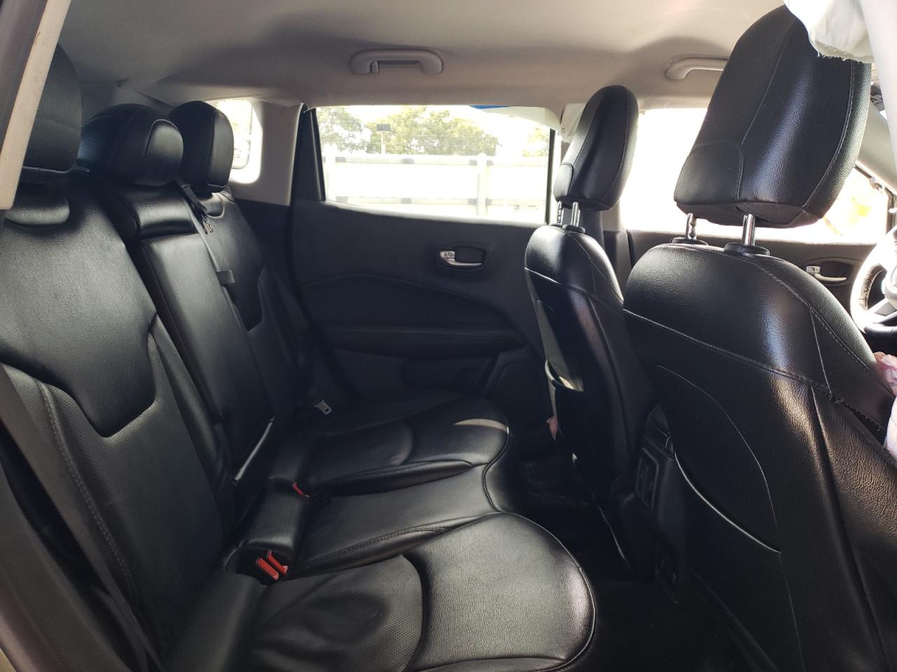 Photo 6 from auction – 2020 JEEP COMPASS LI with VIN 3C4NJDCB8LT233266