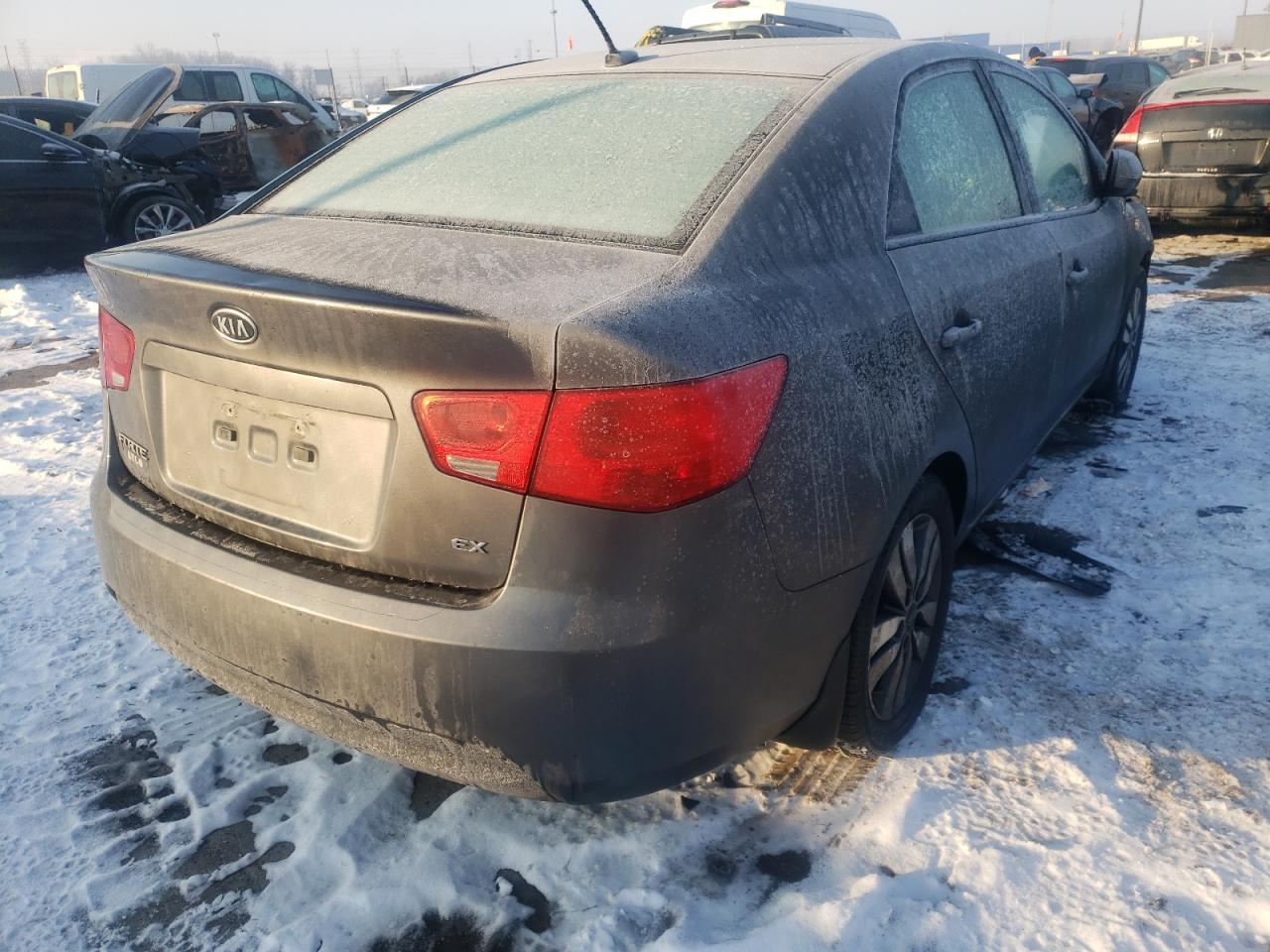 Photo 4 from auction – 2013 KIA FORTE EX with VIN KNAFU4A29D5721462