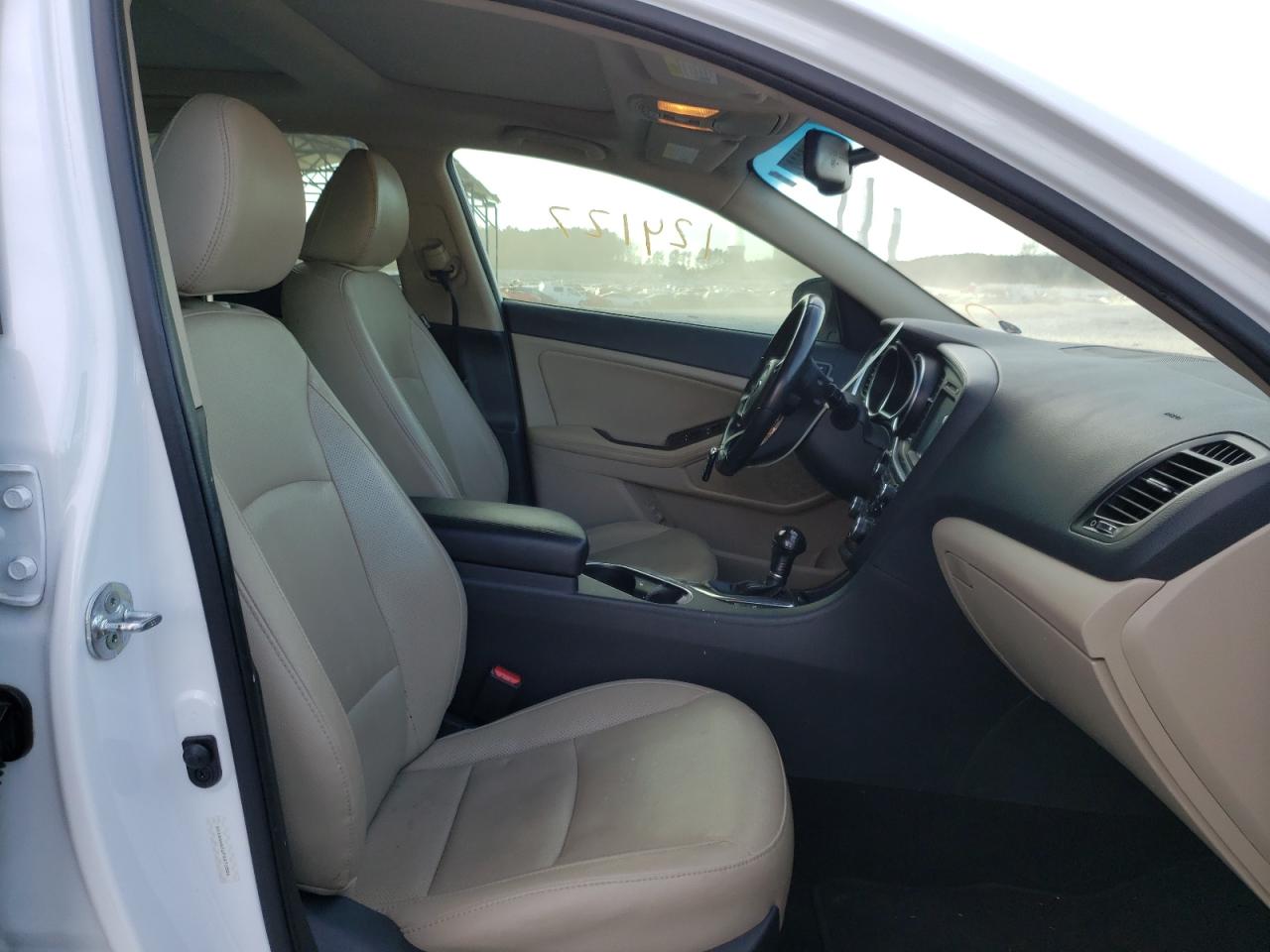 Photo 5 from auction – 2015 KIA OPTIMA EX with VIN 5XXGN4A76FG471886