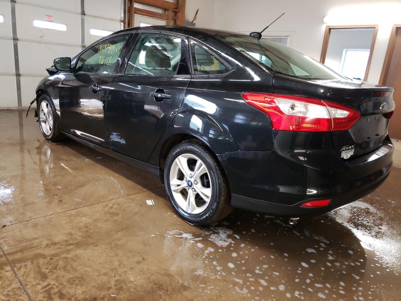 Photo 3 from auction – 2013 FORD FOCUS SE with VIN 1FADP3F20DL275238