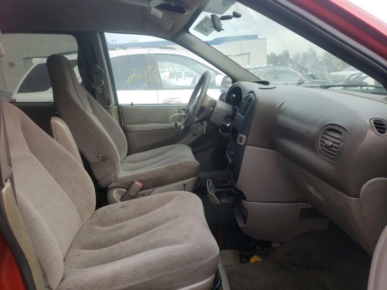 Photo 5 from auction – 2003 DODGE GRAND CARA with VIN 2D4GP44R53R232584