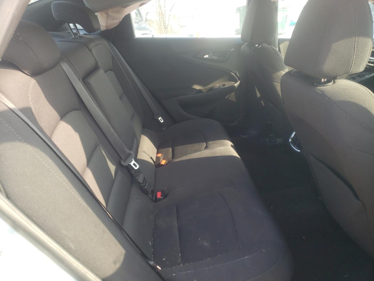 Photo 6 from auction – 2017 CHEVROLET MALIBU LT with VIN 1G1ZE5ST2HF268319