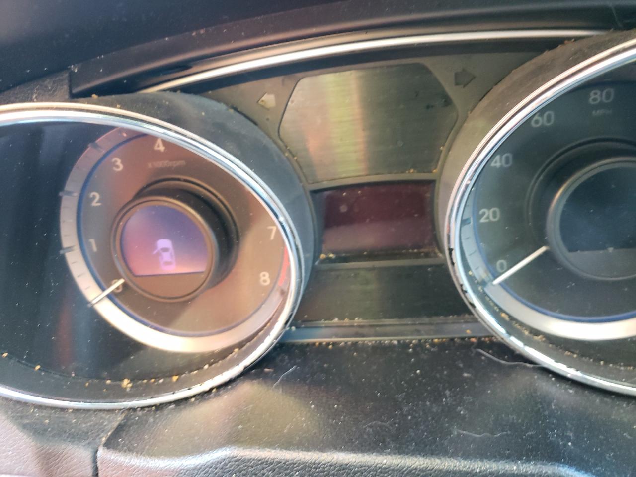 Photo 8 from auction – 2014 HYUNDAI SONATA GLS with VIN 5NPEB4AC4EH873180
