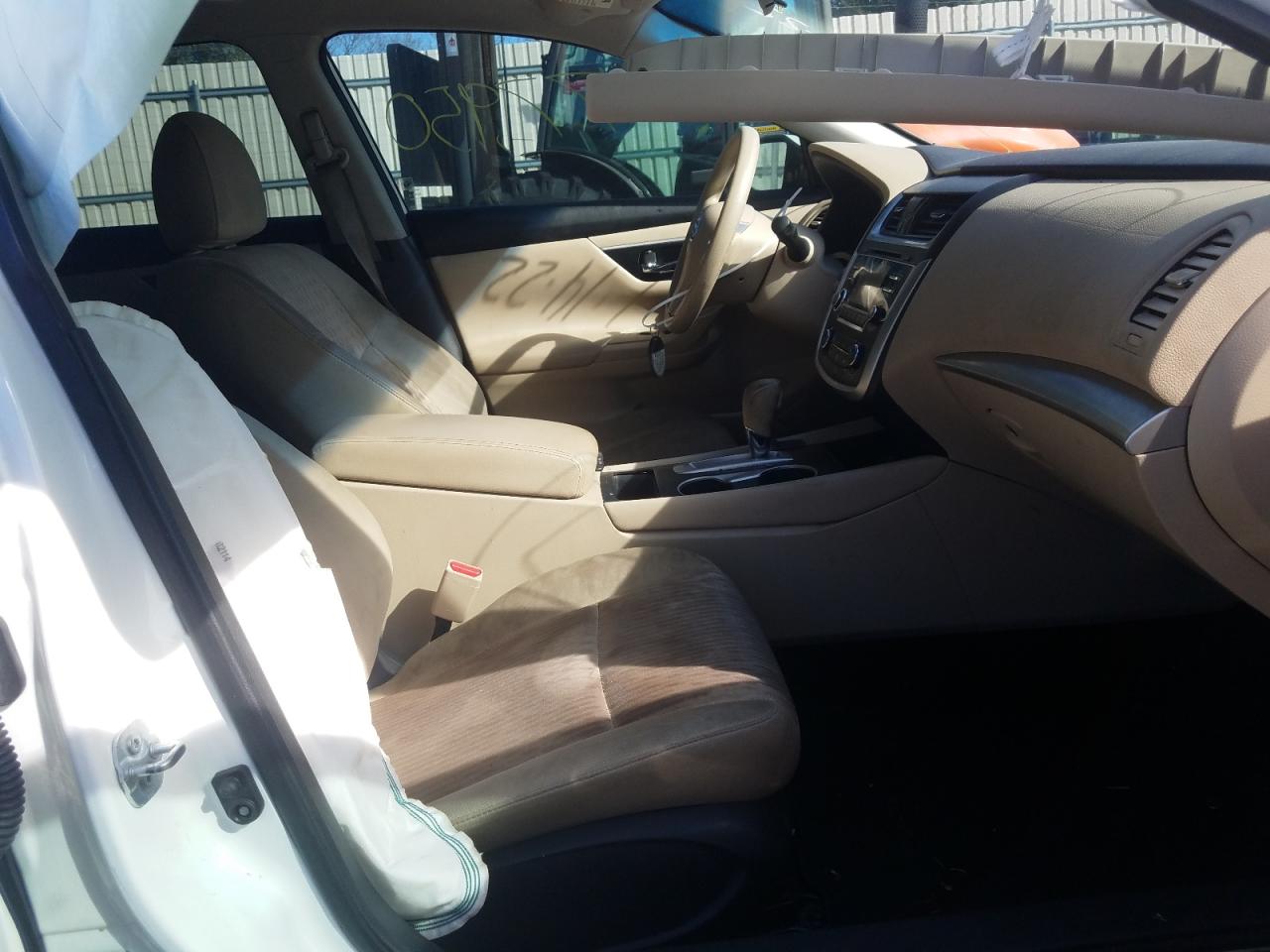 Photo 5 from auction – 2017 NISSAN ALTIMA 2.5 with VIN 1N4AL3AP8HC180952