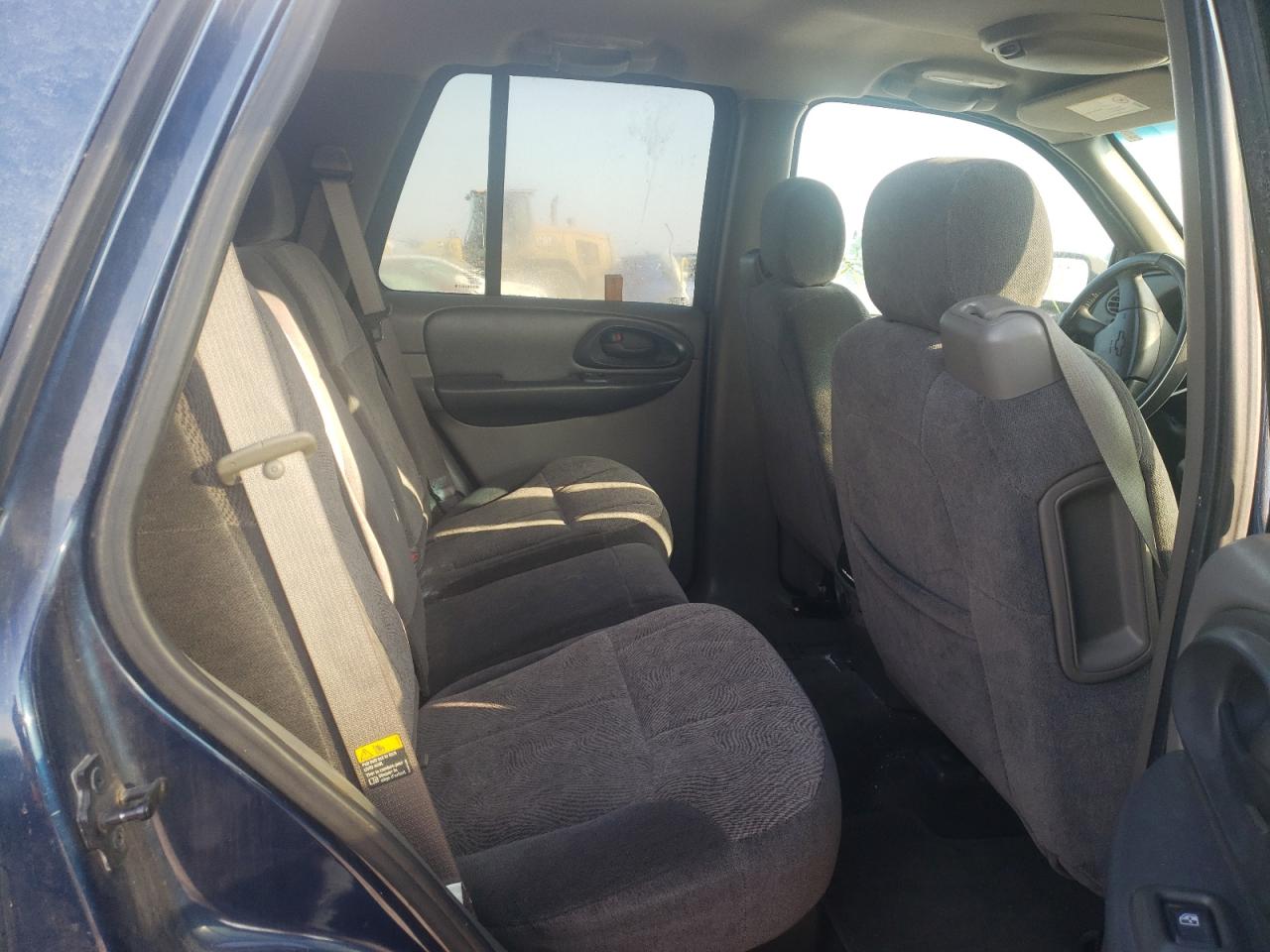 Photo 6 from auction – 2003 CHEVROLET TRAILBLAZE with VIN 1GNDT13S432295888