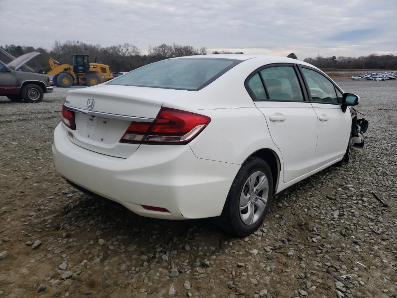 Photo 4 from auction – 2015 HONDA CIVIC LX with VIN 19XFB2F57FE016201