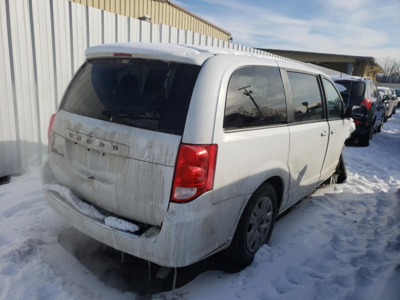 Photo 4 from auction – 2018 DODGE GRAND CARA with VIN 2C4RDGBG0JR203590
