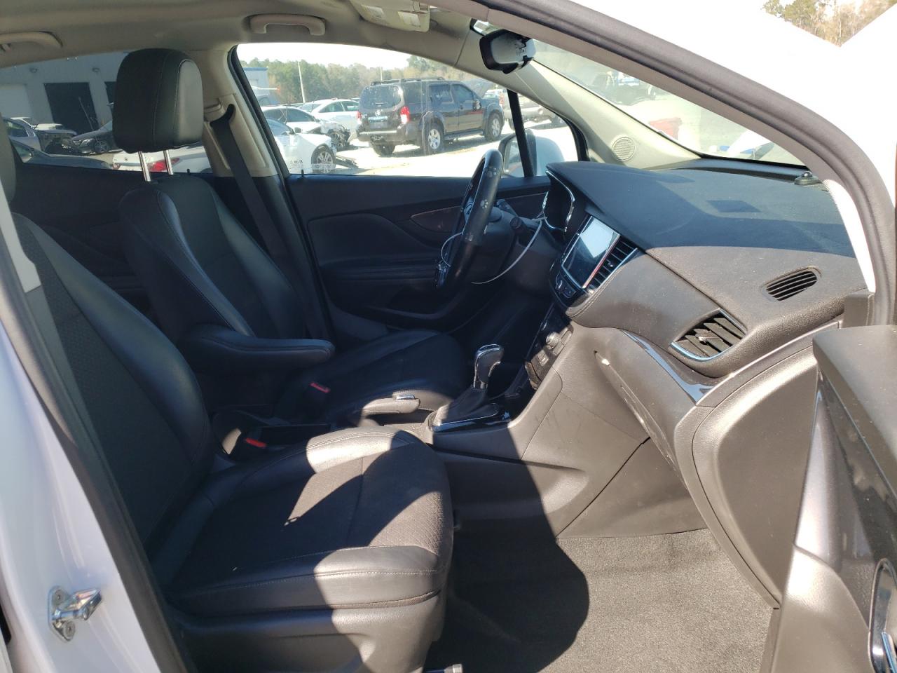 Photo 5 from auction – 2020 BUICK ENCORE PRE with VIN KL4CJASB0LB046848