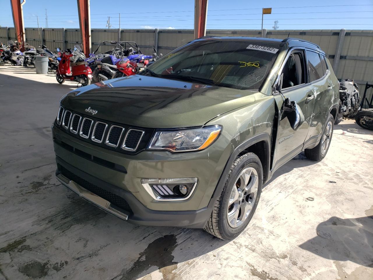 Photo 2 from auction – 2020 JEEP COMPASS LI with VIN 3C4NJDCB8LT233266