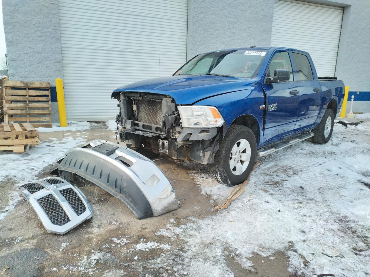 Photo 2 from auction – 2015 RAM 1500 ST with VIN 3C6RR7KT0FG532552