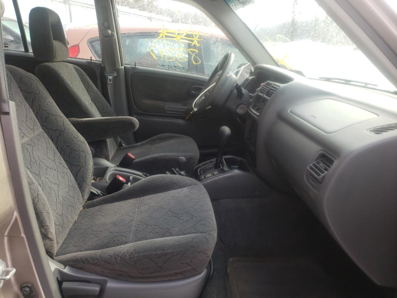 Photo 5 from auction – 2002 CHEVROLET TRACKER ZR with VIN 2CNBJ734226945521