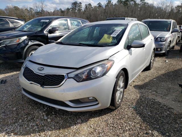 Photo 2 from auction – 2016 KIA FORTE EX with VIN KNAFX5A8XG5492909