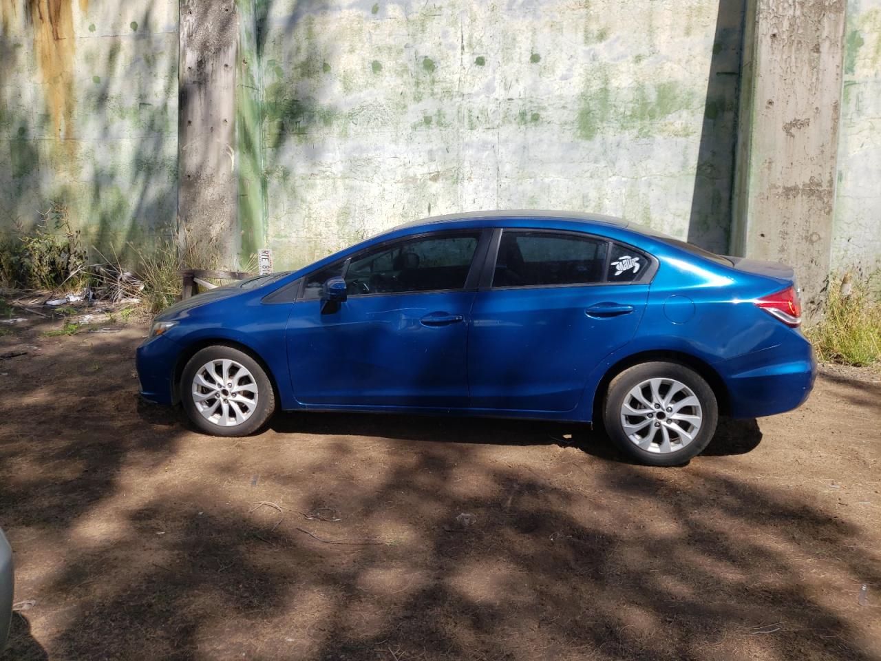 Photo 9 from auction – 2015 HONDA CIVIC LX with VIN 2HGFB2F58FH522769