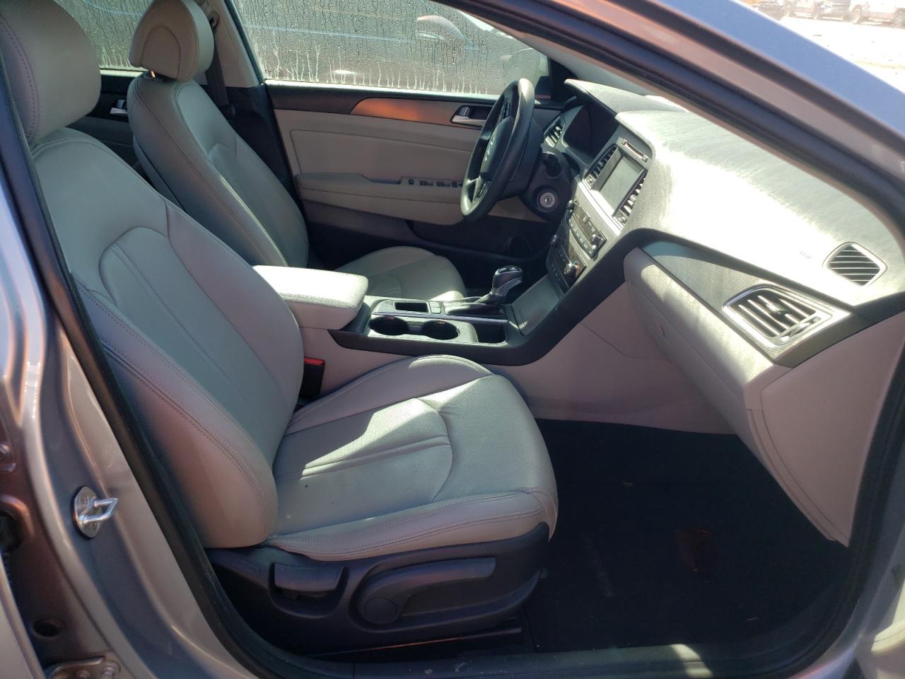 Photo 5 from auction – 2017 HYUNDAI SONATA SPO with VIN 5NPE34AFXHH559738