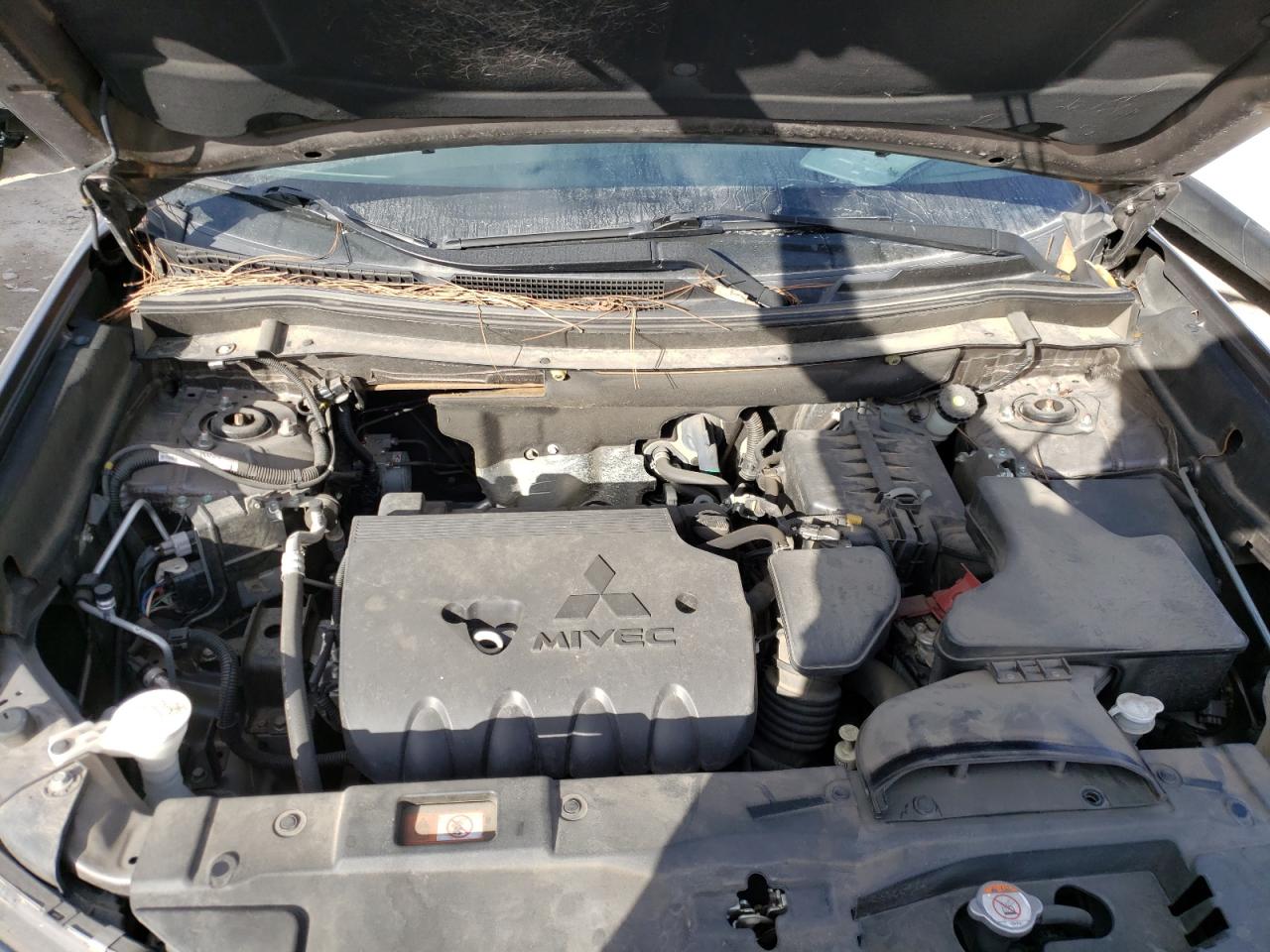 Photo 7 from auction – 2018 MITSUBISHI OUTLANDER with VIN JA4AD2A3XJZ013990