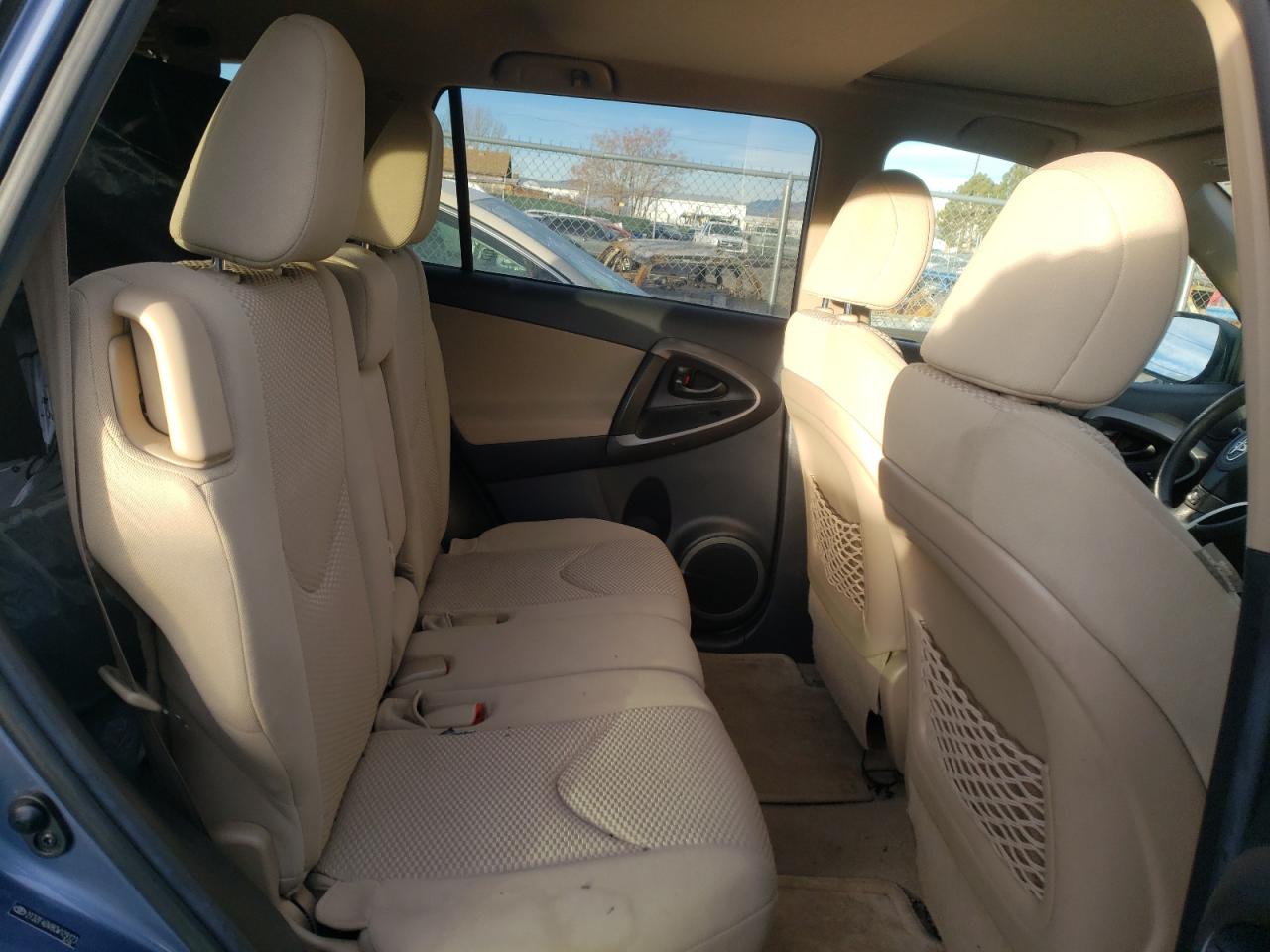 Zdjęcie 6 z aukcji – 2012 TOYOTA RAV4 z VIN 2T3ZF4DV8CW129123