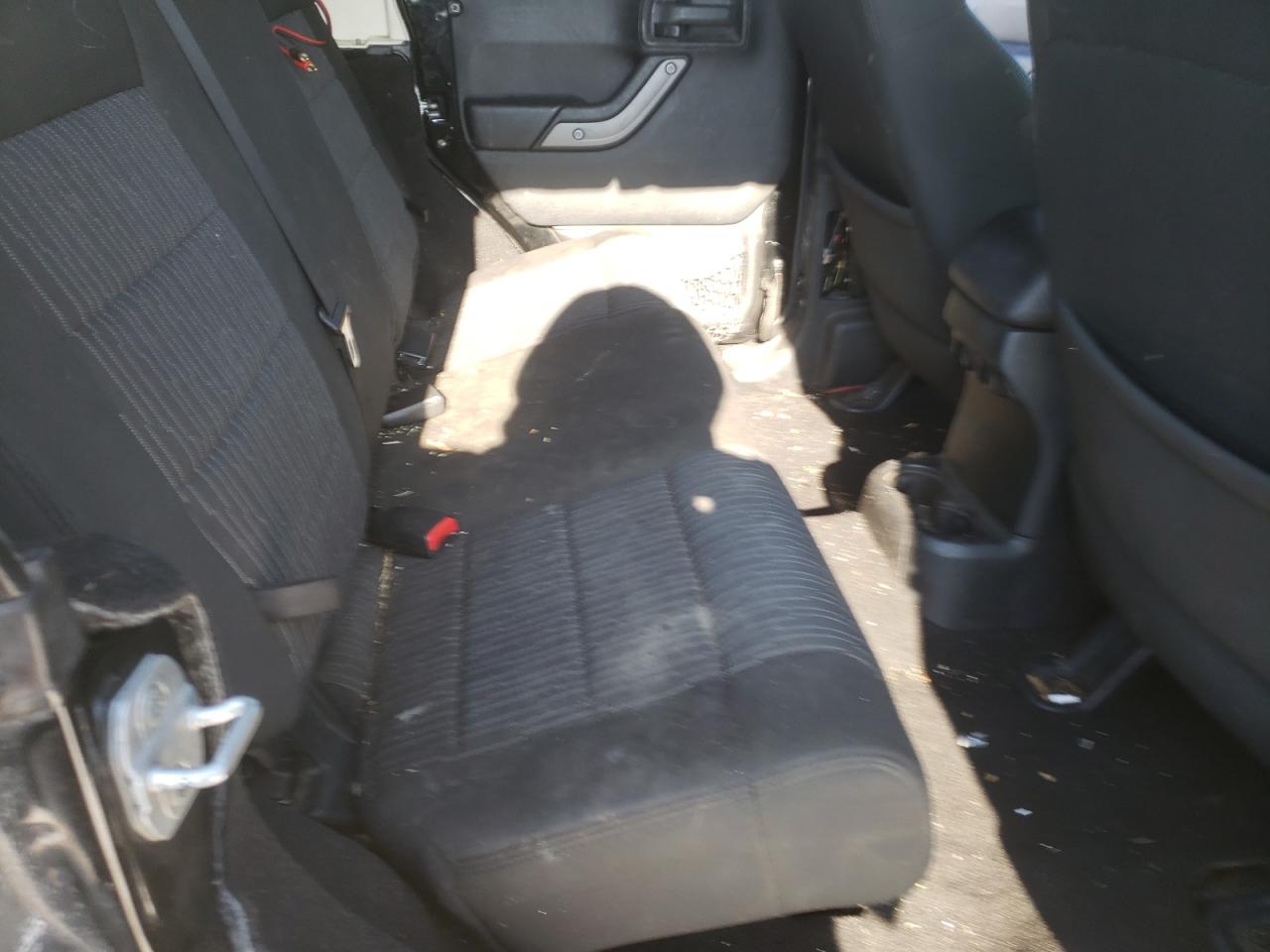 Photo 6 from auction – 2011 JEEP WRANGLER U with VIN 1J4BA3H12BL546976