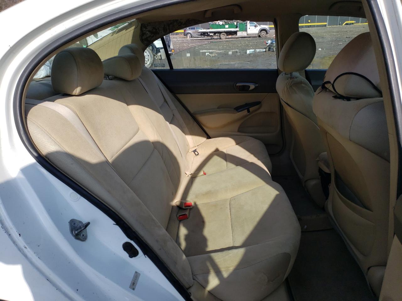 Photo 6 from auction – 2006 HONDA CIVIC with VIN 1HGFA16506L035016