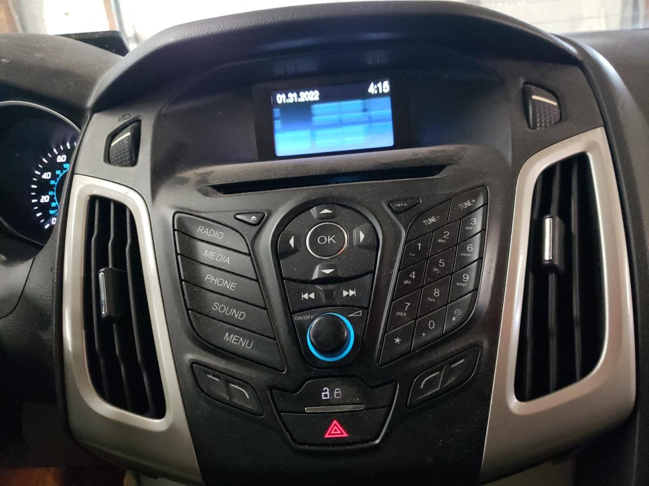 Photo 9 from auction – 2013 FORD FOCUS SE with VIN 1FADP3F20DL275238