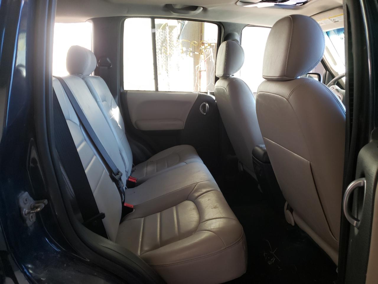 Photo 6 from auction – 2004 JEEP LIBERTY LI with VIN 1J4GL58K54W150143