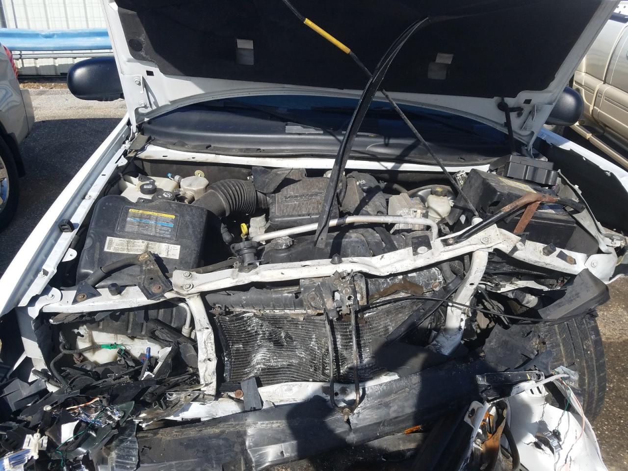 Photo 7 from auction – 2004 CHEVROLET TRAILBLAZE with VIN 1GNDS13S442341563