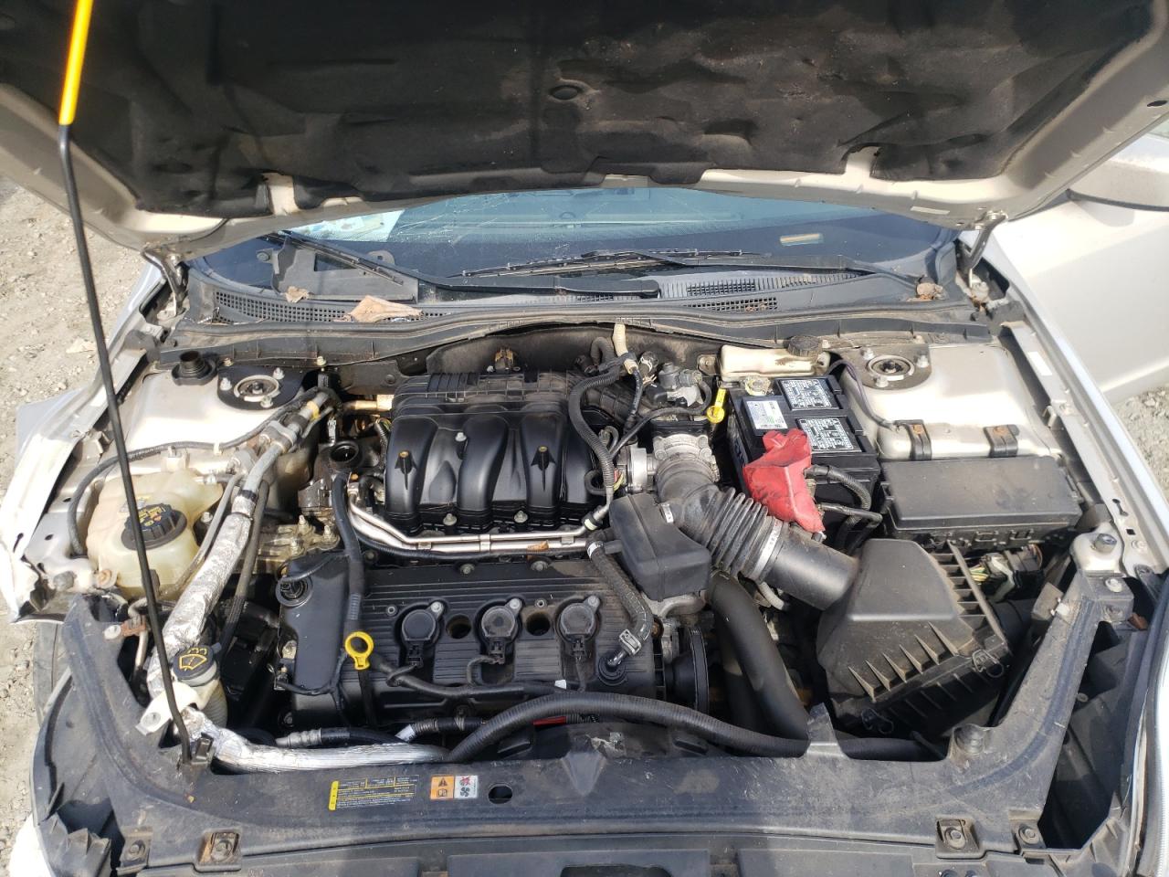 Photo 7 from auction – 2010 MERCURY MILAN with VIN 3MEHM0JG1AR658607
