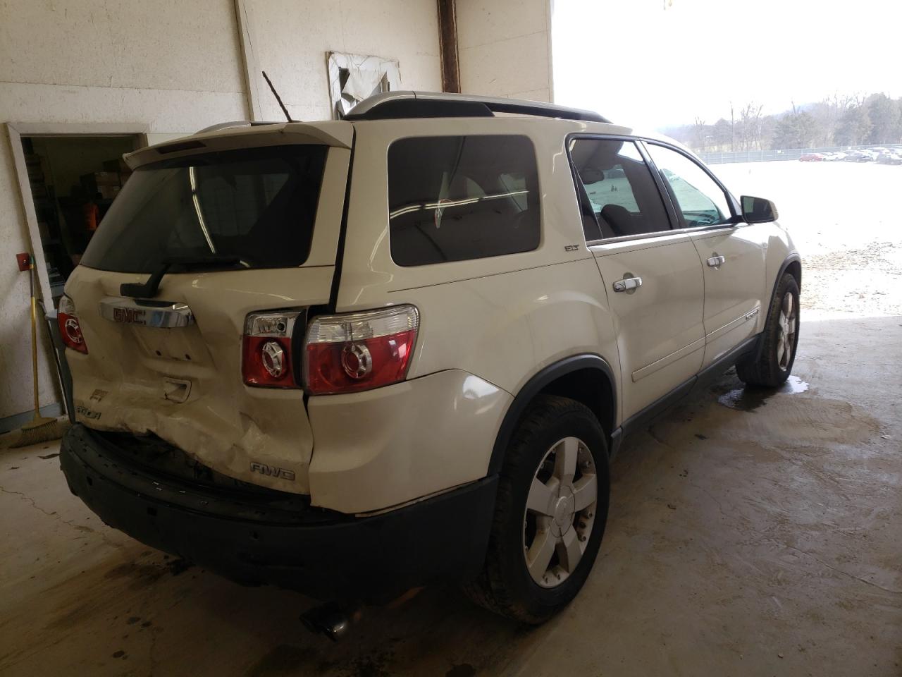 Photo 4 from auction – 2008 GMC ACADIA SLT with VIN 1GKEV33788J243258
