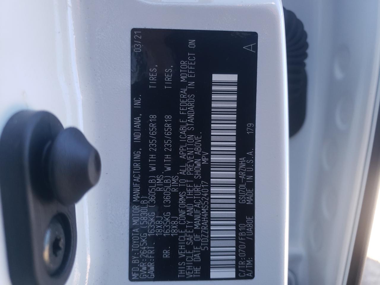 Фото 10 с аукциона – 2021 TOYOTA HIGHLANDER с VIN 5TDZZRAH4MS524017