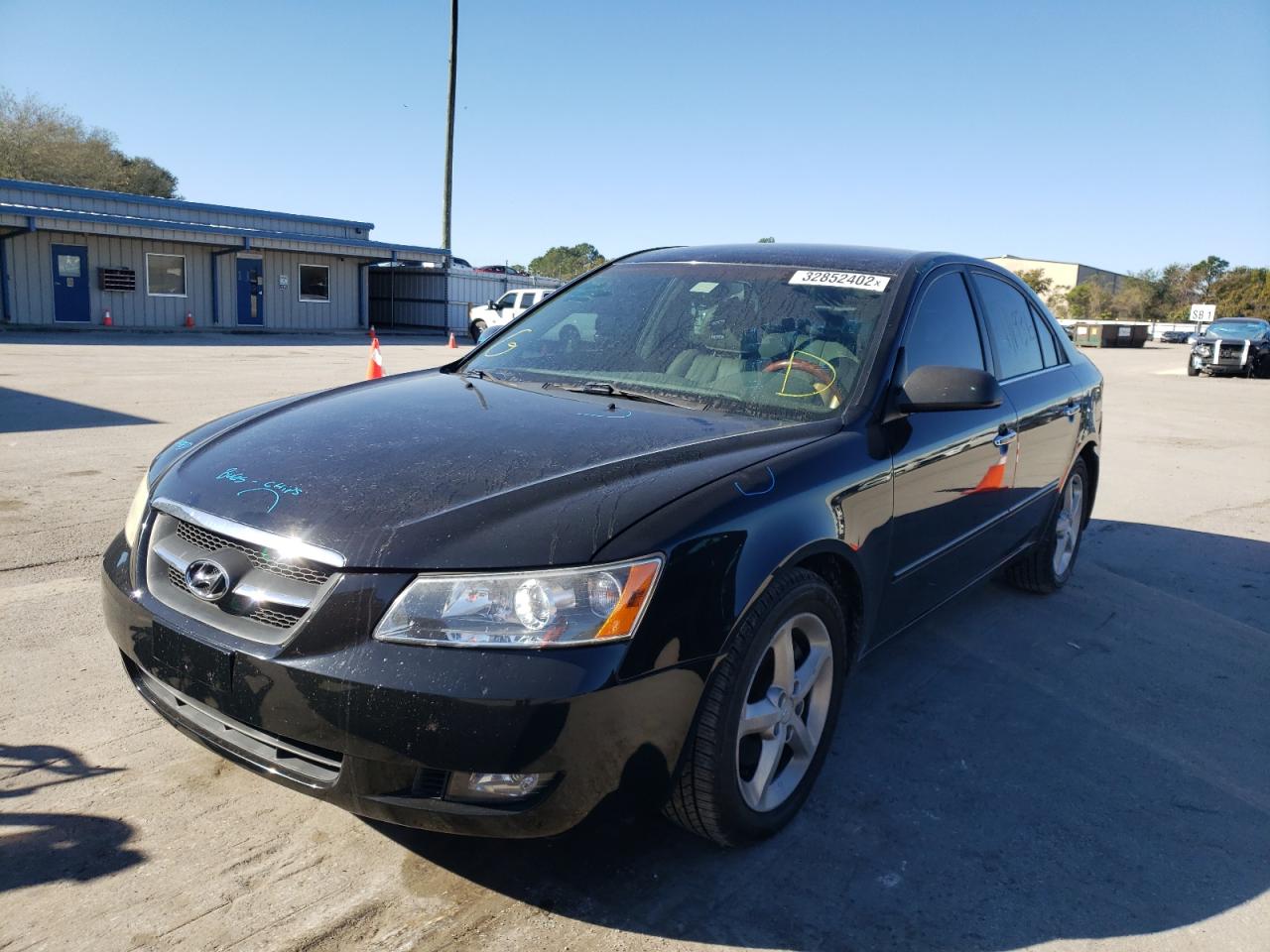 Photo 2 from auction – 2007 HYUNDAI SONATA SE with VIN 5NPEU46F27H223196