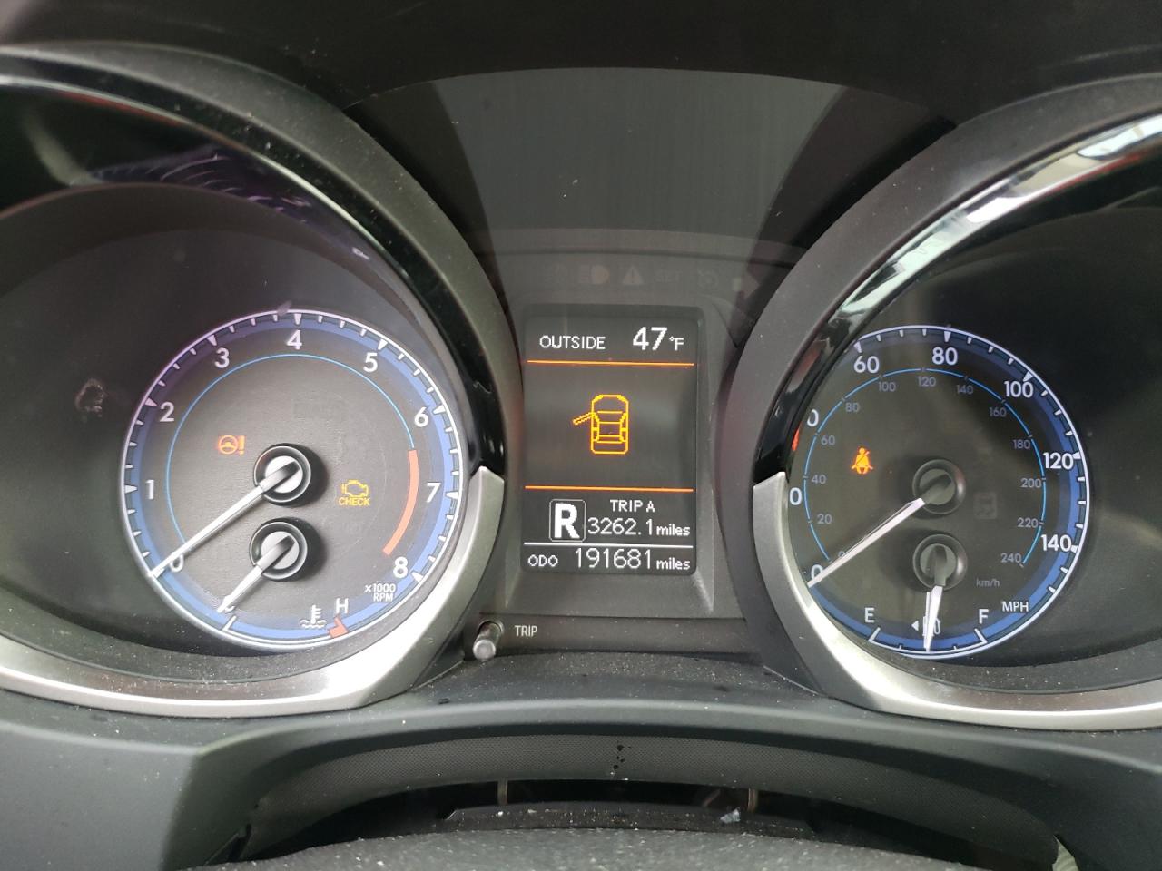 Photo 8 from auction – 2015 TOYOTA COROLLA L with VIN 2T1BURHE3FC327248