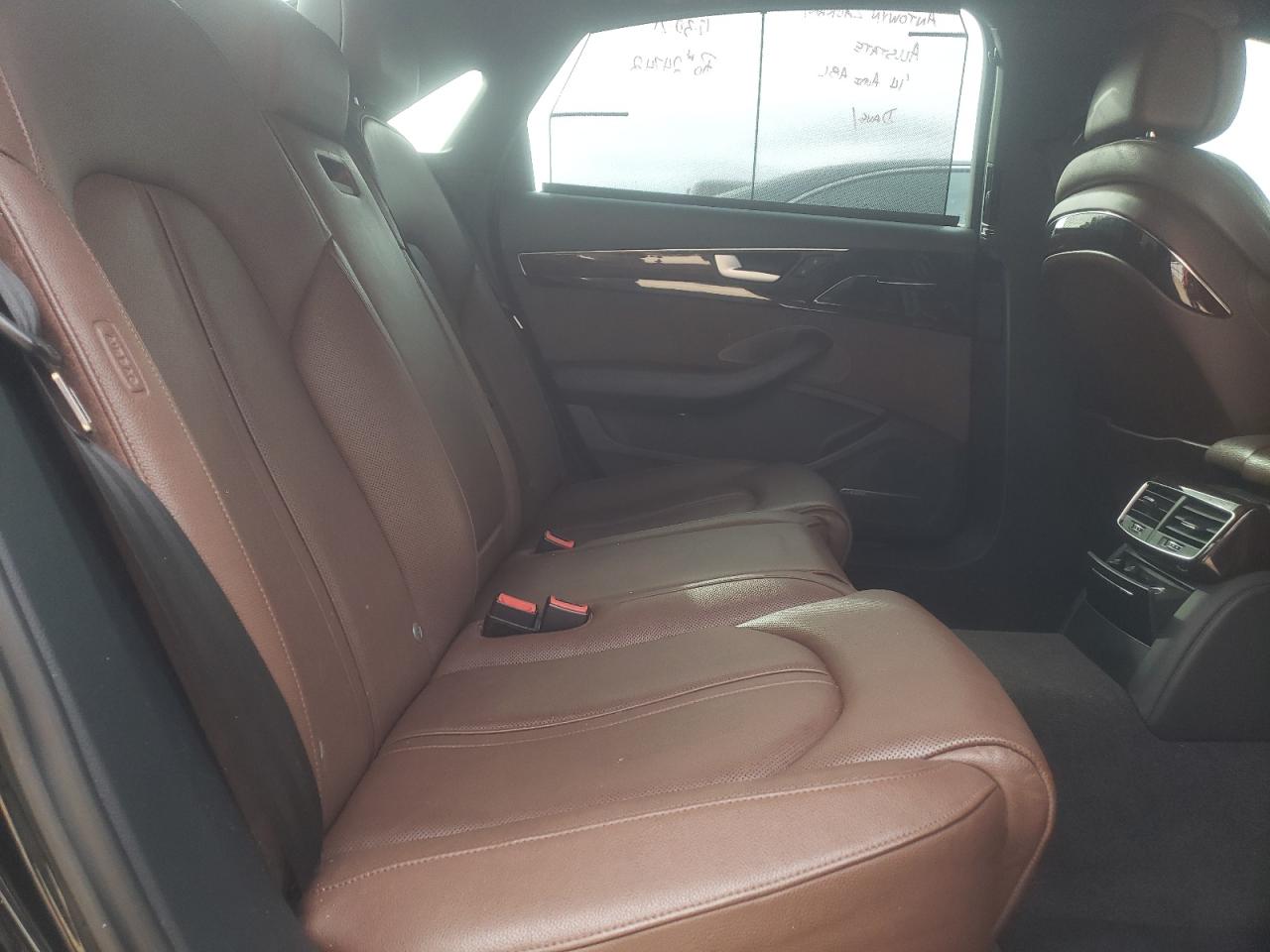 Photo 6 from auction – 2014 AUDI A8 L QUATT with VIN WAURGAFD8EN007997