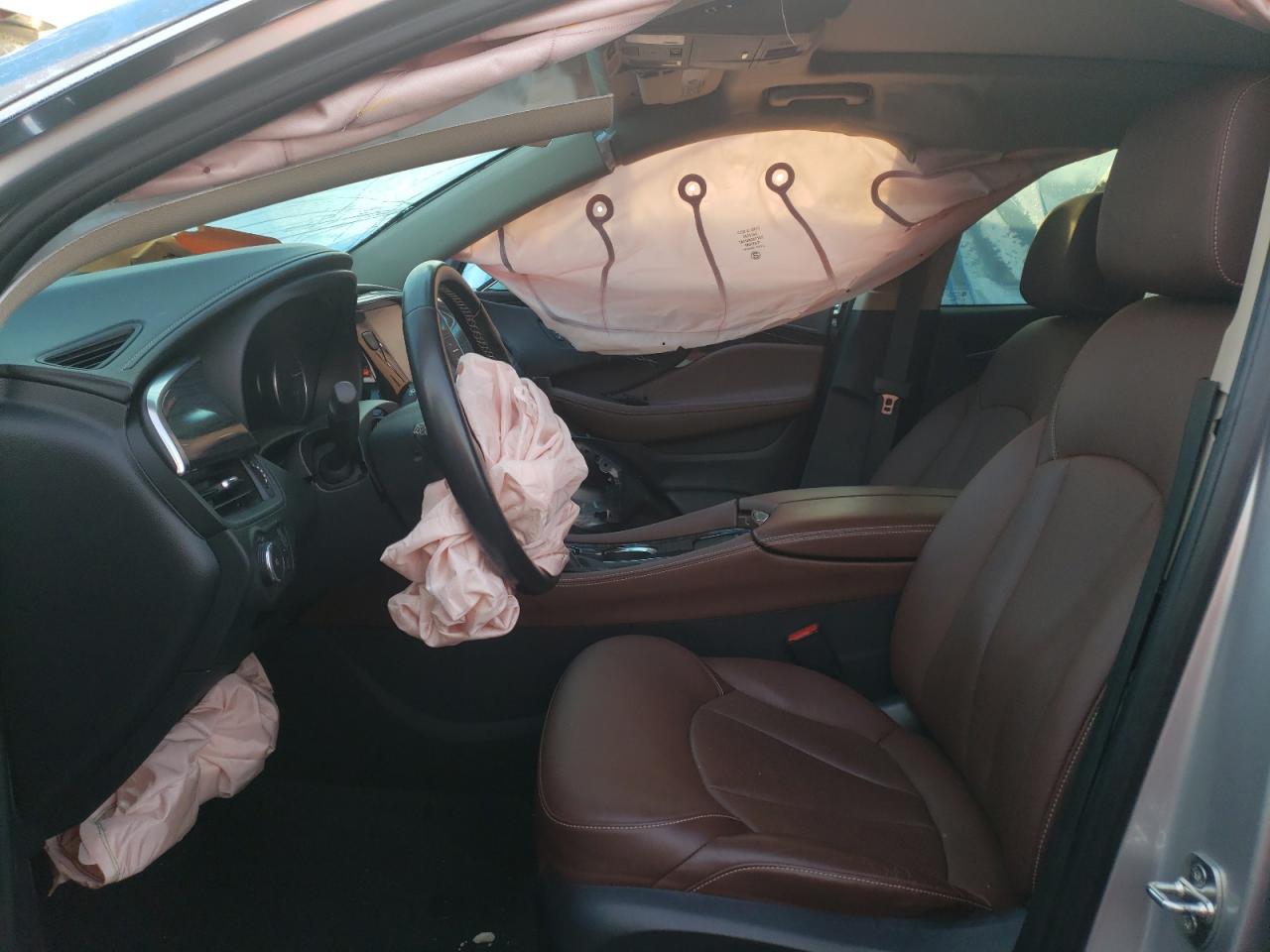 Photo 5 from auction – 2017 BUICK ENVISION P with VIN LRBFXESX5HD044429