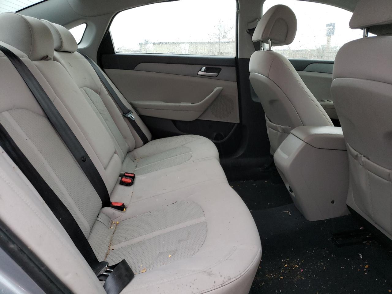 Photo 6 from auction – 2017 HYUNDAI SONATA SE with VIN 5NPE24AF0HH515492