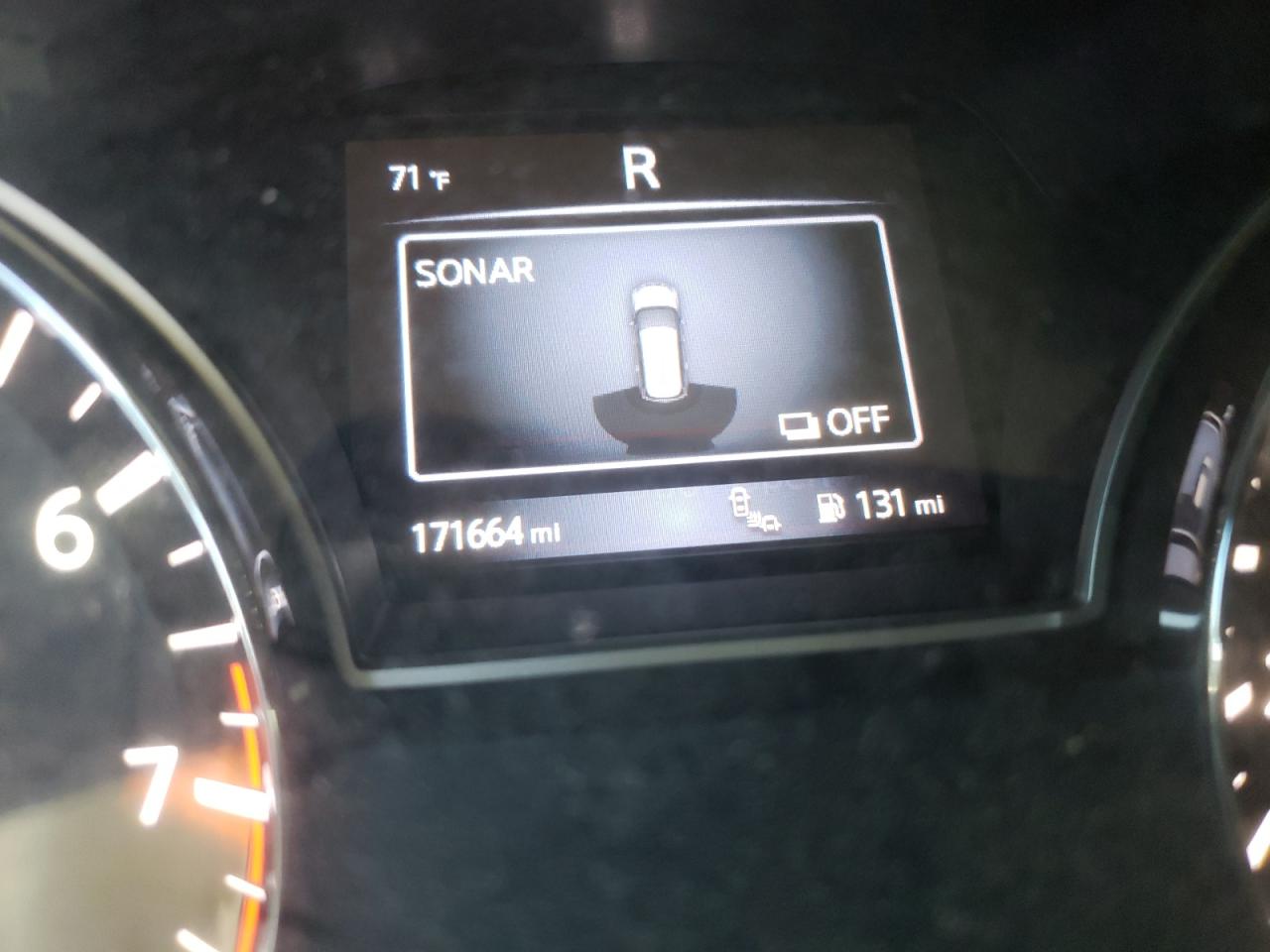 Photo 8 from auction – 2016 NISSAN PATHFINDER with VIN 5N1AR2MN1GC611249