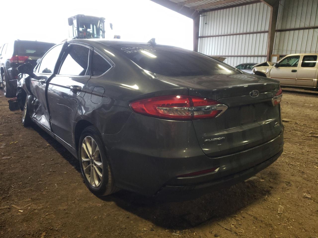 Photo 3 from auction – 2019 FORD FUSION SE with VIN 3FA6P0LU7KR221883