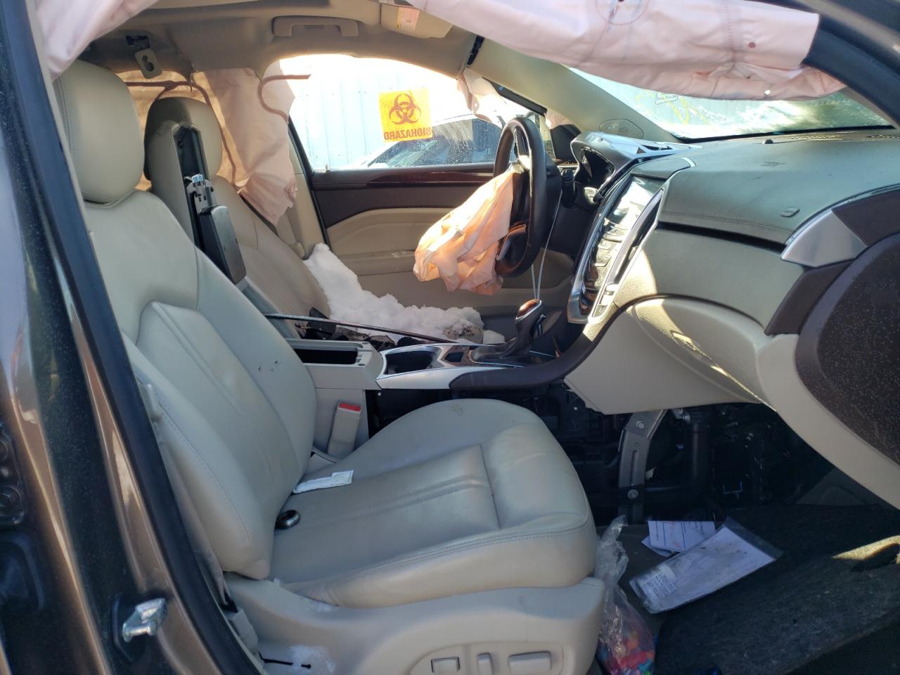 Photo 5 from auction – 2016 CADILLAC SRX LUXURY with VIN 3GYFNEE39GS510145