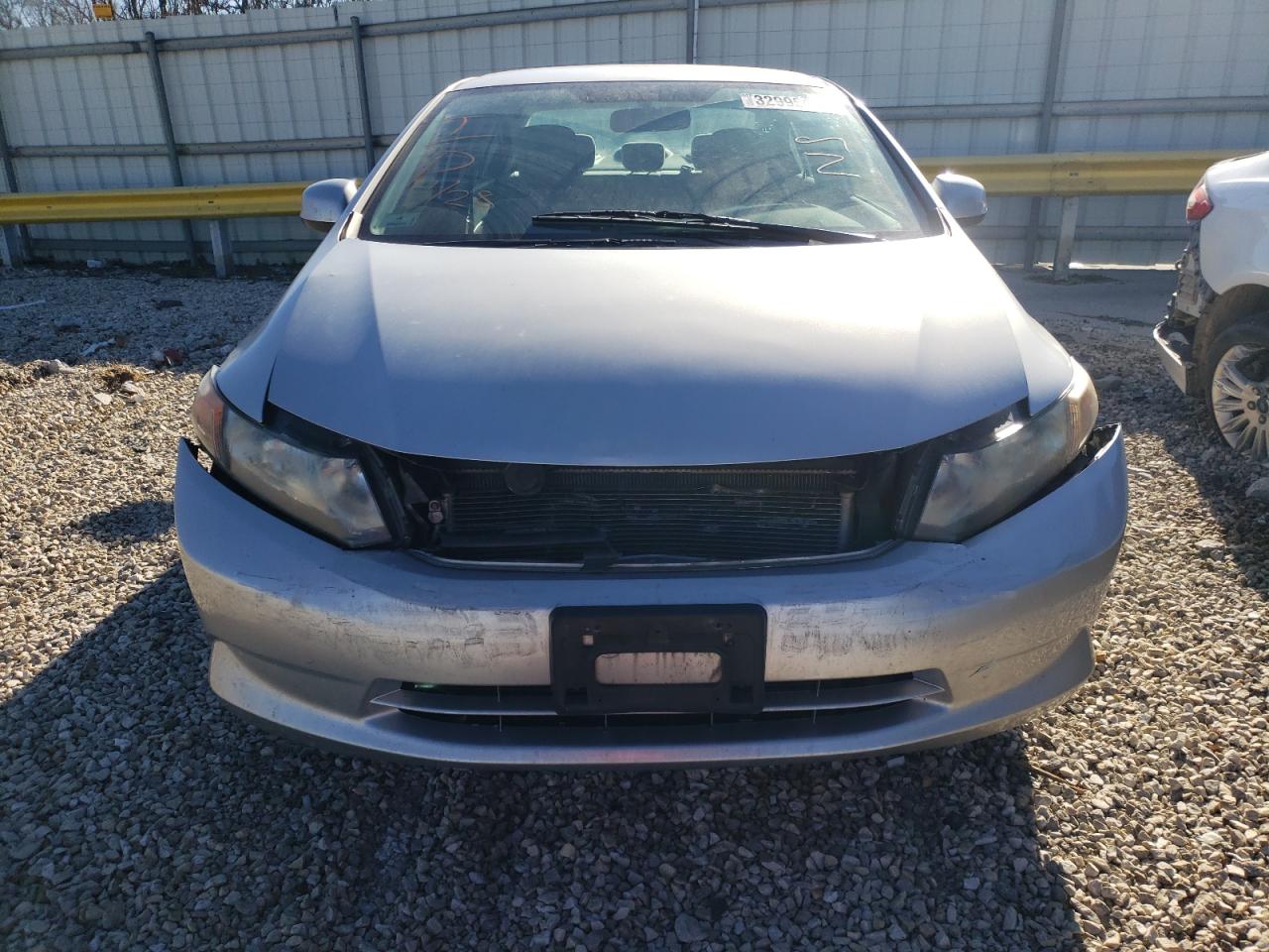 Photo 9 from auction – 2012 HONDA CIVIC LX with VIN 2HGFB2F53CH588061