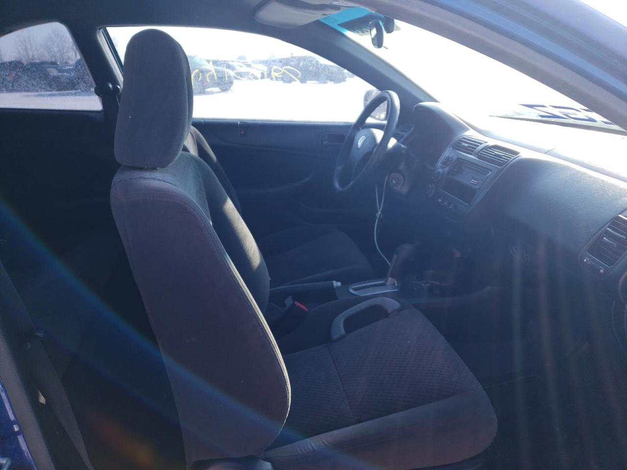 Photo 5 from auction – 2004 HONDA CIVIC DX with VIN 1HGEM22274L812292